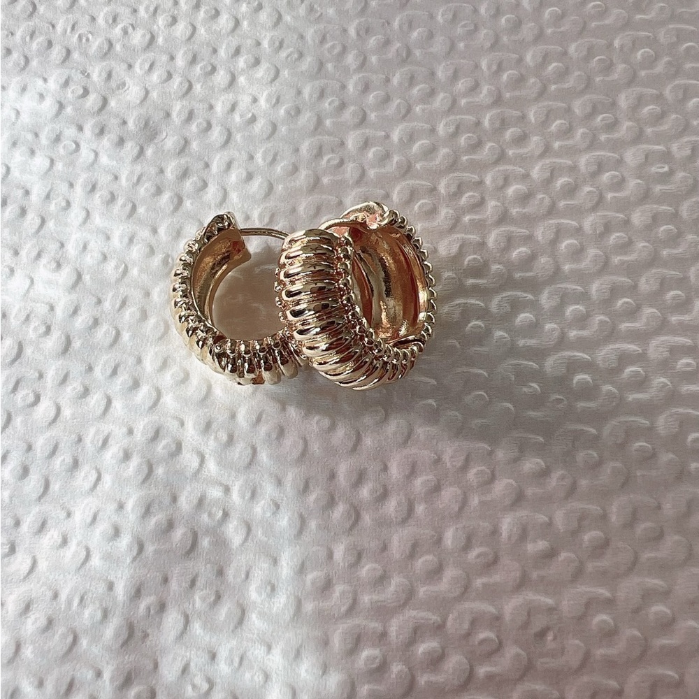 Chubby Ribber Gold Tone Hoops - Picture 2 of 4